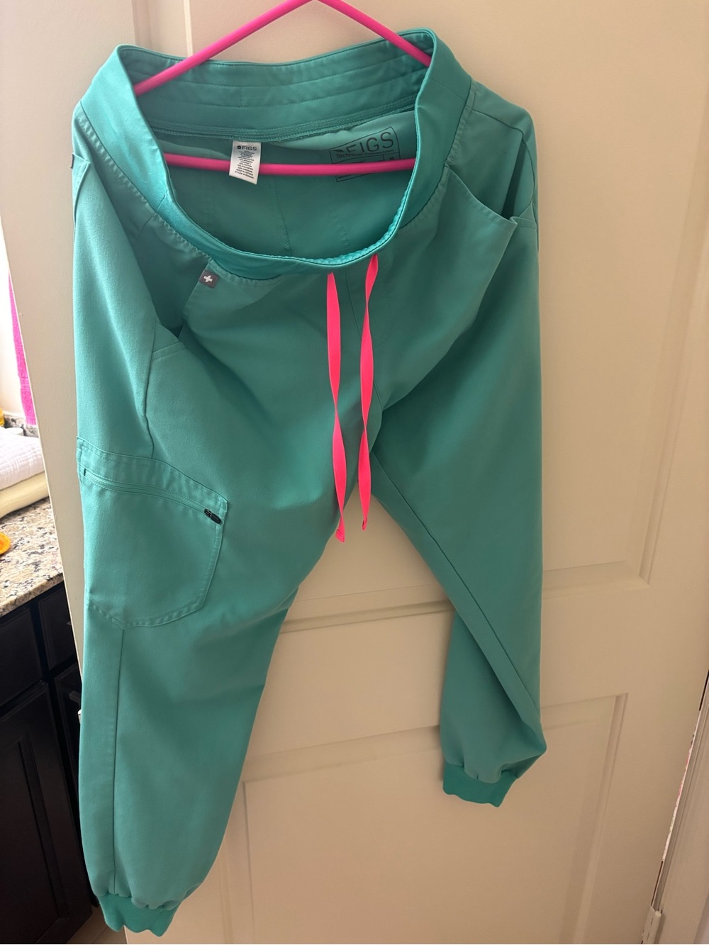 Figs Zamora jogger scrub pants surgical green M